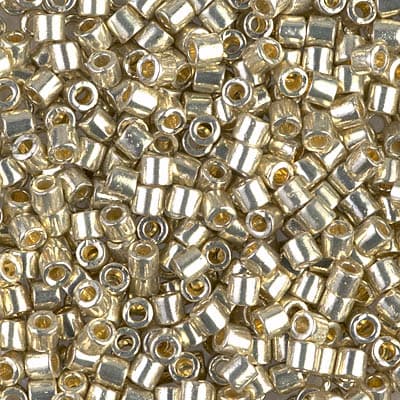 DBL1831 - Бисер Miyuki Delica 8-0 цвет DBL1831